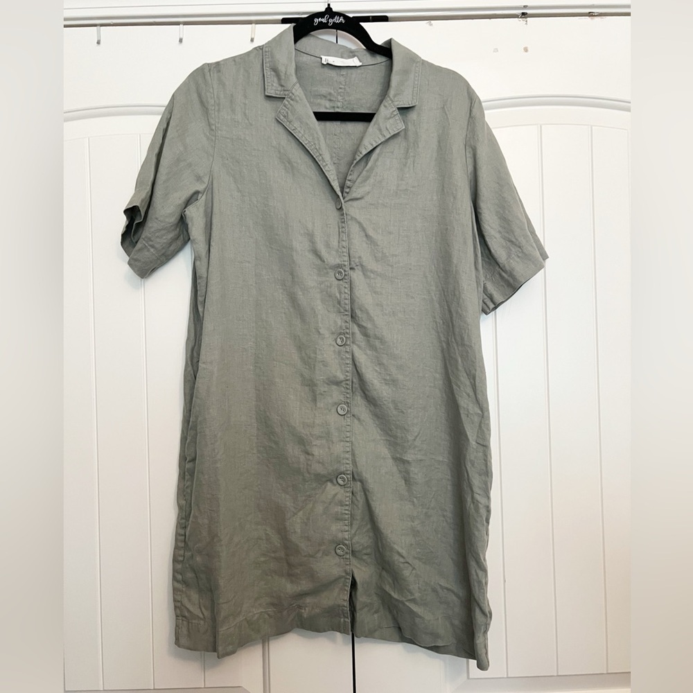 Everlane The Shirtdress in Linen Sage Green - Picture 4 of 10